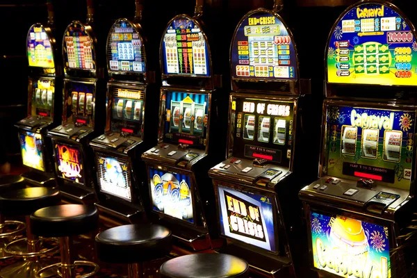 Layar verifikasi KYC di aplikasi genkpoker dengan langkah-langkah unggah dokumen